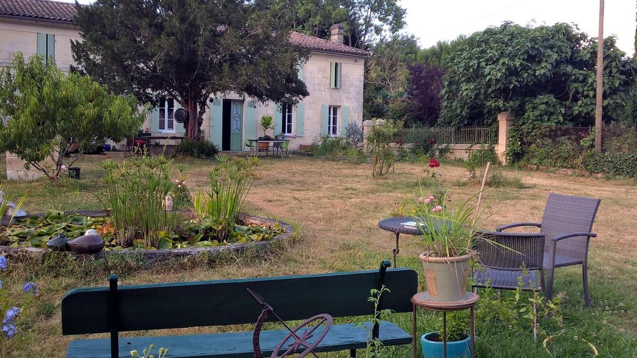 Bed and Breakfast La Ferme Du Ciel Laruscade Exterior foto